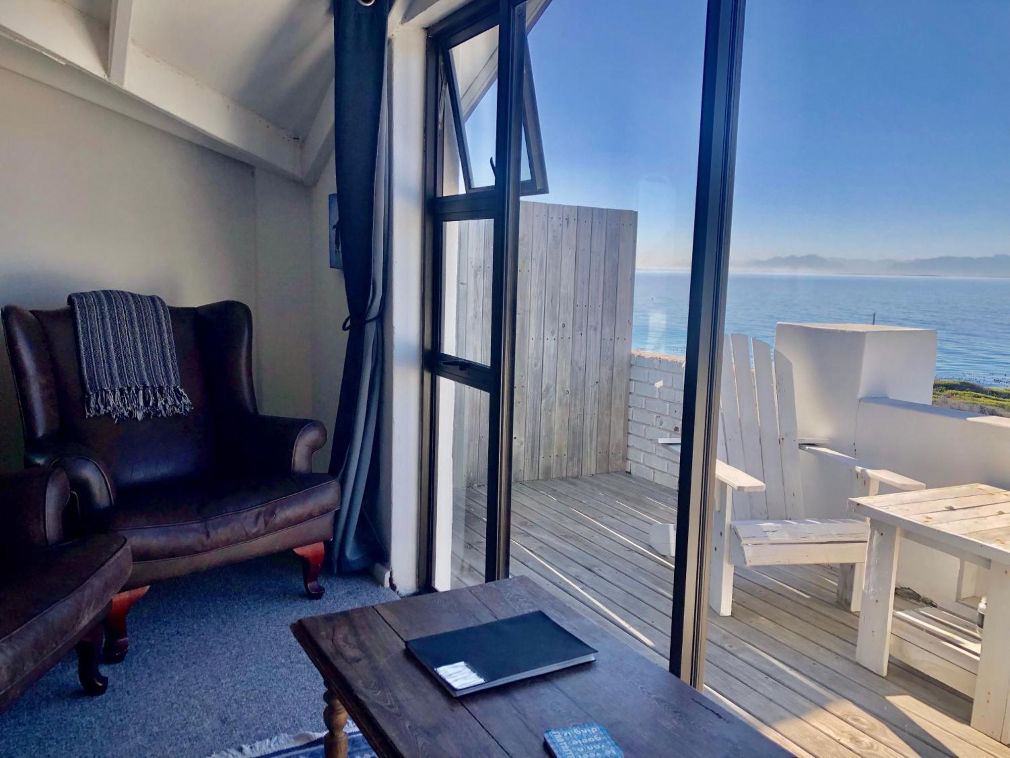 Ollava Guesthouse 시몬스타운 외부 사진