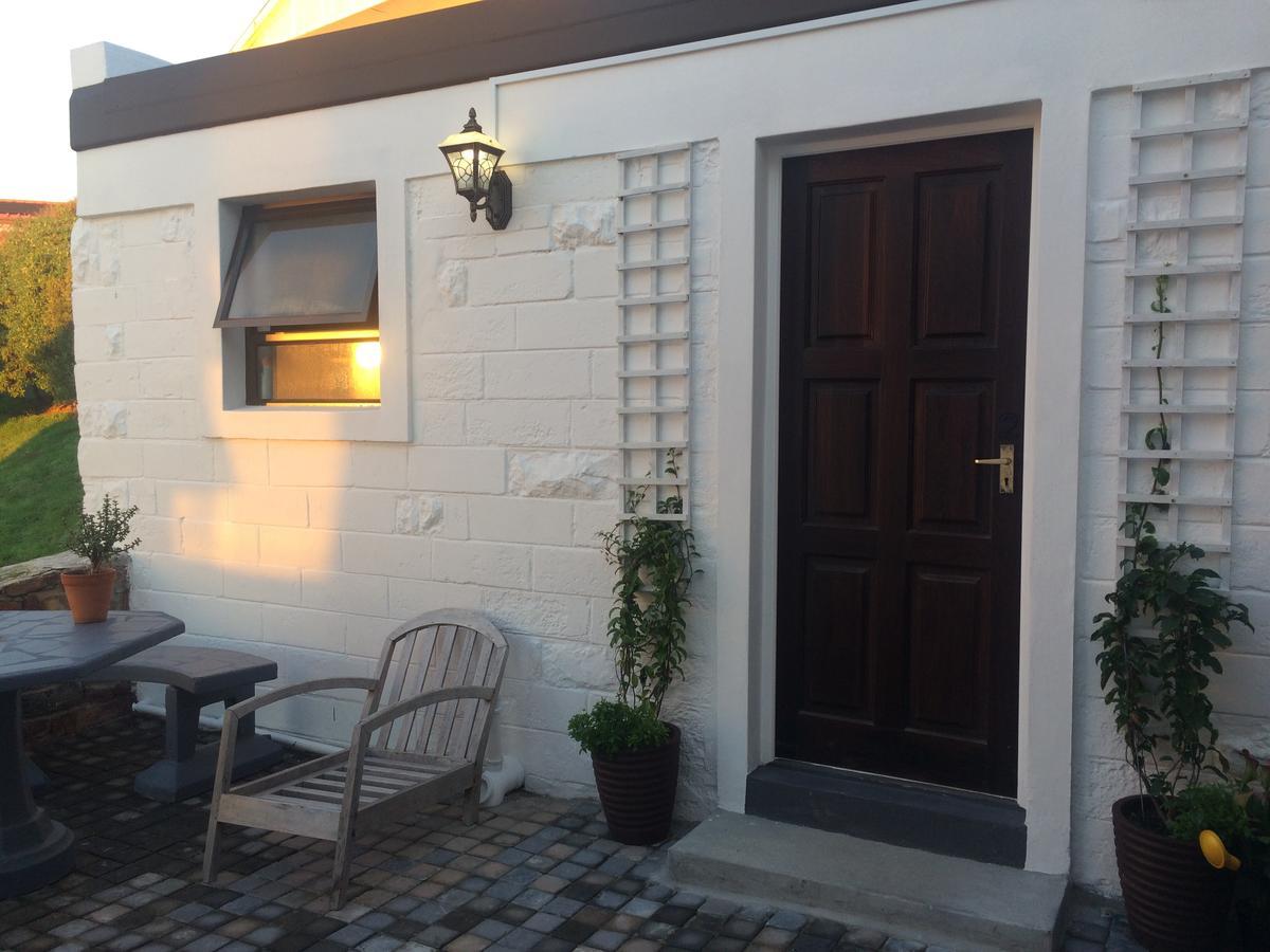 Ollava Guesthouse 시몬스타운 외부 사진